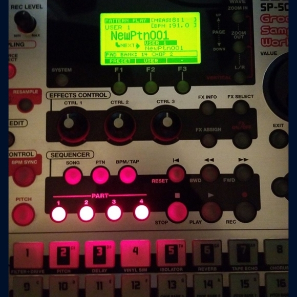 ROLAND BOSS SP505 SAMPLING WORK STAION  SOLD AS IS - Picture 2 of 6